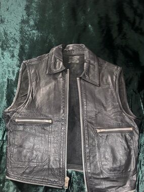 Black Leather Zipper Vest